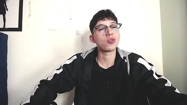  Thomas hot  online show from November 19, 12:05 pm