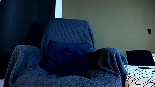 alex wolf  online show from July 9, 1:37 pm