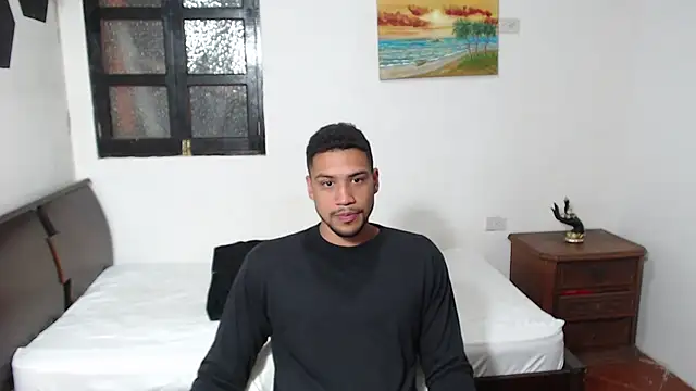 Jhors  Collens online show from October 3, 3:44 am