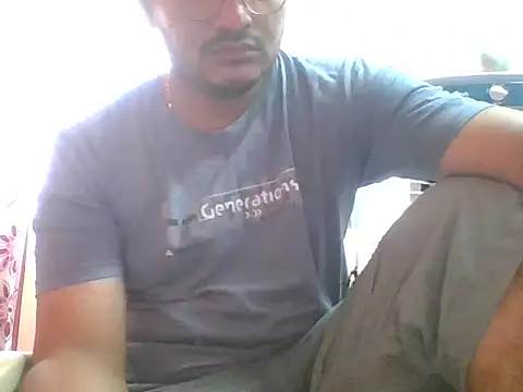 Snapshot of naughtymike0007 chatting on October 12, 4:06 am naughtymike0007 online show from October 12, 4:06 am