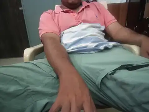 Snapshot of naughtymike0007 chatting on October 5, 4:55 pm naughtymike0007 online show from October 5, 4:55 pm