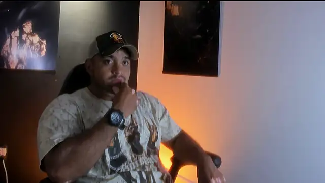 Big furry bear13 online show from October 22, 3:32 am