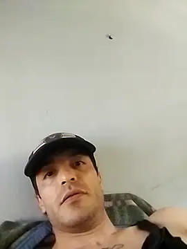 EmeEme11 online show from November 3, 11:47 am