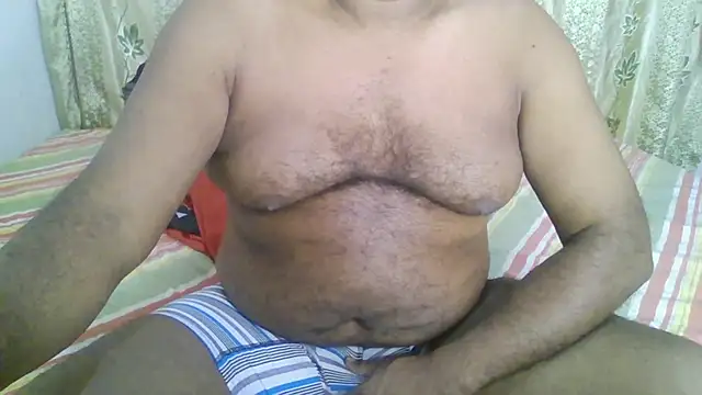 Beargryzzly online show from January 3, 7:50 pm