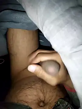 studboy1111 online show from January 2, 8:24 pm