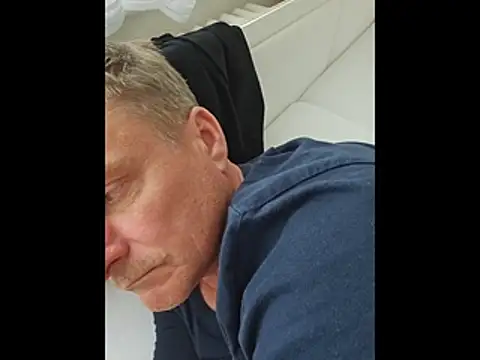 johnnym1 online show from March 23, 1:06 pm