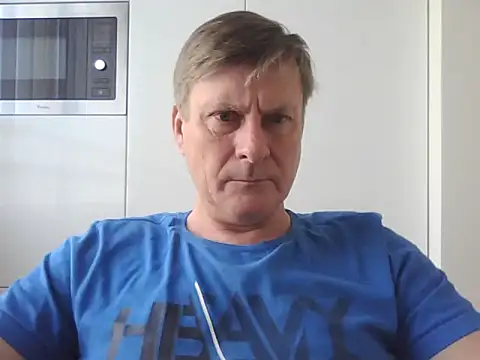 johnnym1 online show from February 24, 8:06 am