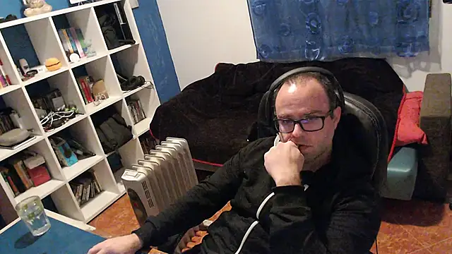 Snapshot of ravingr4d4 chatting on January 13, 10:35 pm ravingr4d4 online show from January 13, 10:35 pm