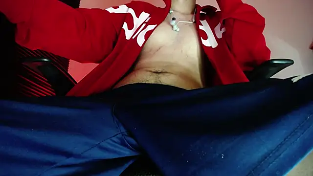 zacwatson  online show from April 17, 12:57 am