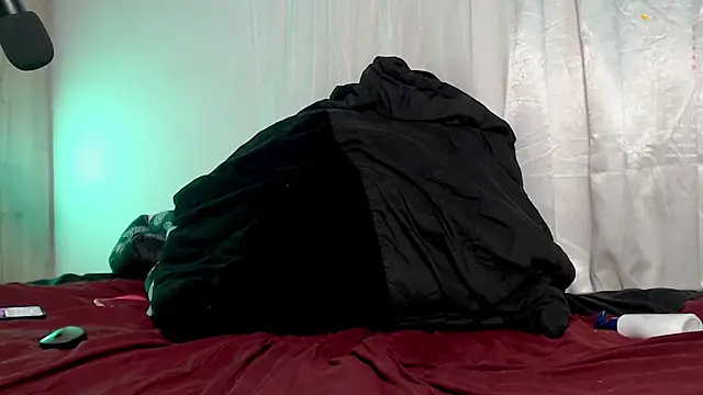 anotherbigboy  online show from March 5, 8:01 pm