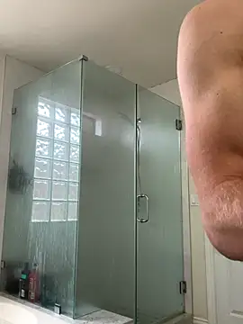 El Gizmo online show from November 13, 5:39 pm