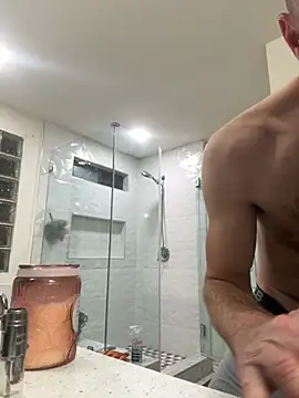 El Gizmo online show from November 1, 8:51 am