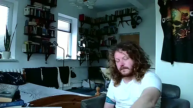 sunr1sa online show from December 31, 7:42 am