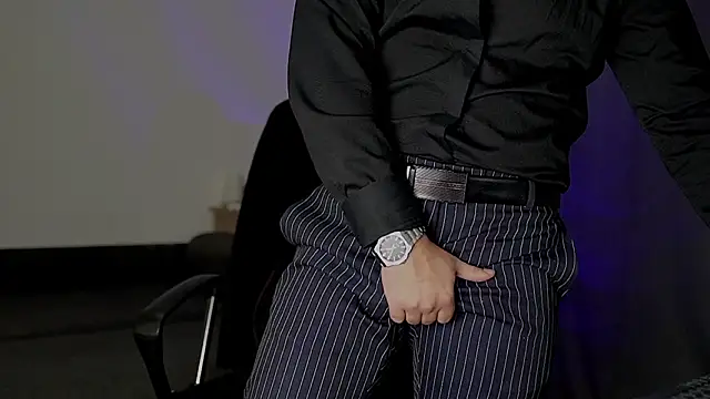 juliusmasters online show from September 28, 8:07 pm