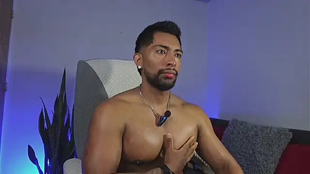 Couple muscle1 online show from June 15, 10:18 am