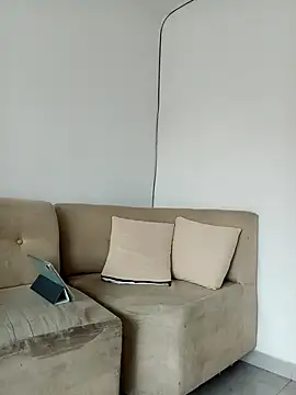 bonehur online show from October 18, 9:09 pm