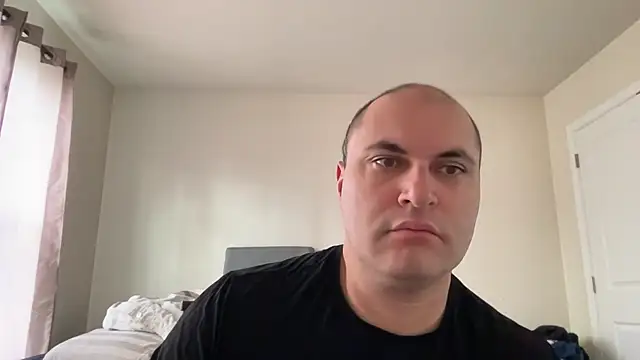 SluggishChase99 online show from April 11, 1:36 pm