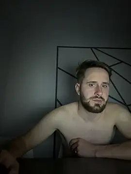 GeoGeorgee online show from February 13, 9:50 pm