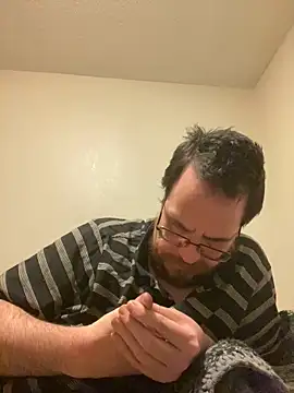 Snapshot of nomonkeys855 chatting on December 5, 3:04 am nomonkeys855 online show from December 5, 3:04 am