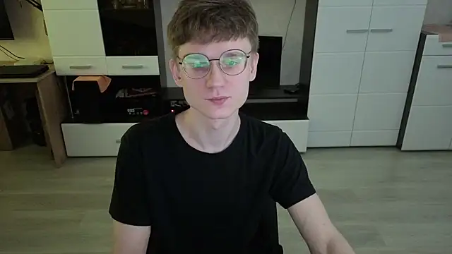 angryzan online show from April 3, 6:43 am