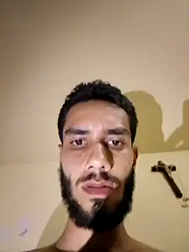 jhon01000 online show from April 11, 6:09 am