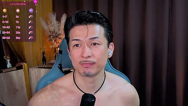 HARU-outdoor-x online show from November 20, 2:27 pm