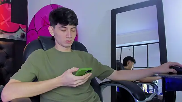 Santi delacruz online show from February 19, 2:12 pm