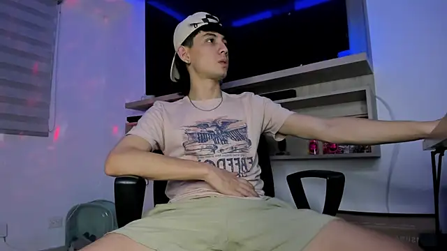 Santi delacruz online show from October 16, 5:48 am