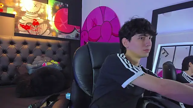 Santi delacruz online show from January 8, 4:11 pm