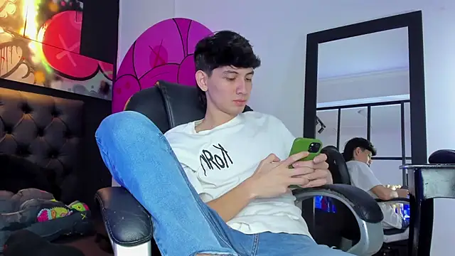 Santi delacruz online show from February 28, 3:37 pm