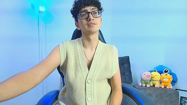 TylerWhite  online show from October 31, 4:58 am