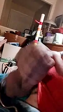 Snapshot of fukurbutt chatting on October 27, 11:23 am fukurbutt online show from October 27, 11:23 am