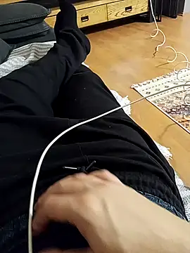 xozox online show from December 1, 11:08 pm