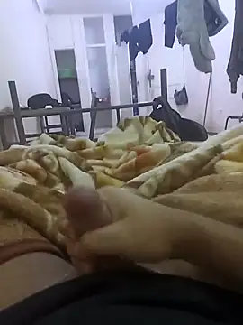 Hot Boy 2004 online show from February 17, 12:09 am