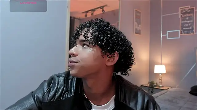 Noah Smith04 online show from December 1, 1:25 pm