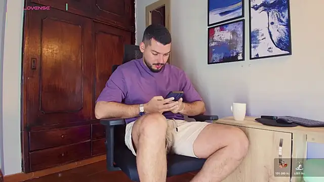 HenryBenso online show from November 18, 10:52 am