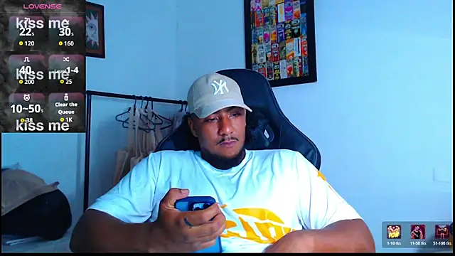 yosoy enzo2020 online show from December 17, 12:40 am