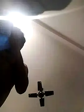 Snapshot of findmemylove chatting on December 22, 2:38 pm findmemylove online show from December 22, 2:38 pm