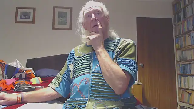 WaverlyKernow online show from February 7, 10:44 am