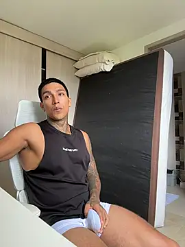 sendfer online show from February 2, 7:11 pm