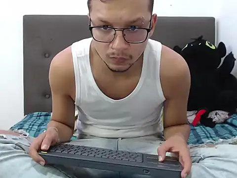 andy loverxx online show from February 28, 12:09 am