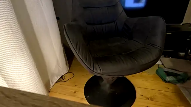 T0Yforeskin online show from September 26, 5:21 pm