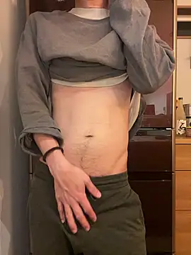 saku chan live online show from April 15, 3:56 pm