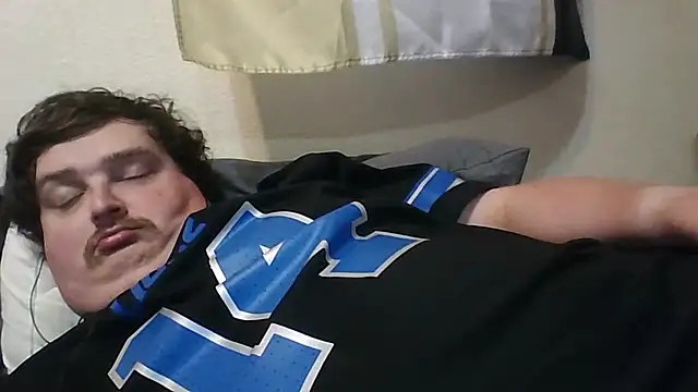 YelpedAverting online show from November 17, 12:24 am