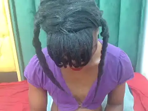 ANALLLxxxxxQUEEEEN28 online show from January 6, 8:35 am