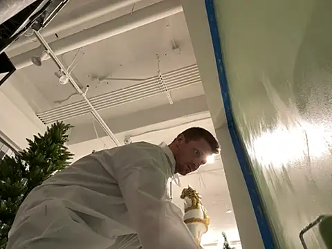 trash4cash online show from December 4, 1:45 am