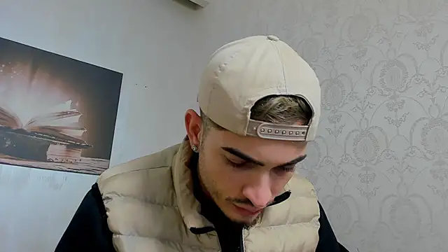 Snapshot of BrandonTate chatting on October 15, 12:57 pm BrandonTate online show from October 15, 12:57 pm