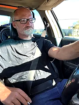 FloppyPickle4u online show from January 17, 6:33 pm