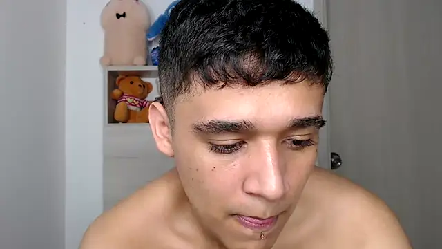 kaiine190 online show from February 14, 9:48 am