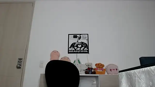 kaiine190 online show from November 15, 7:54 am